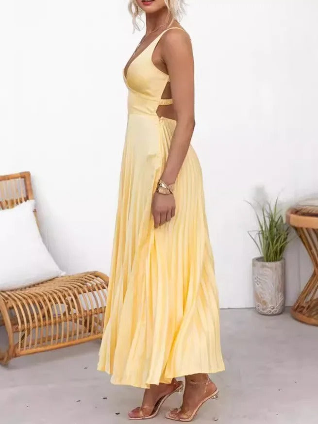 Robe plissée jaune à col en V DESCRIPTION
